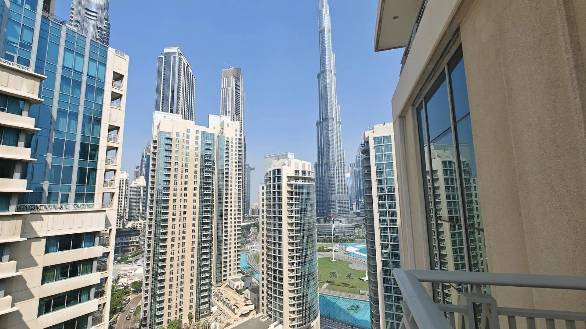Sophisticated 1Br With Burj Khalifa Views Apartment Dubai United Arab Emirates